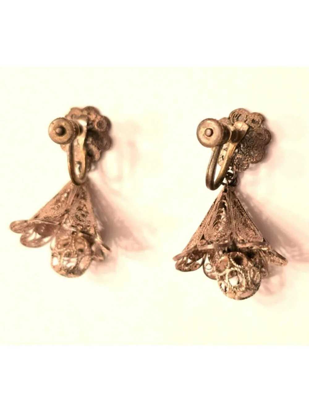 Vintage Ornate Filigree Screw-Back Silver Dangle Earrings Floral JH1867